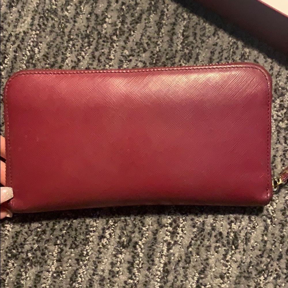 Ferragamo authentic large wallet - Picture 2 of 4